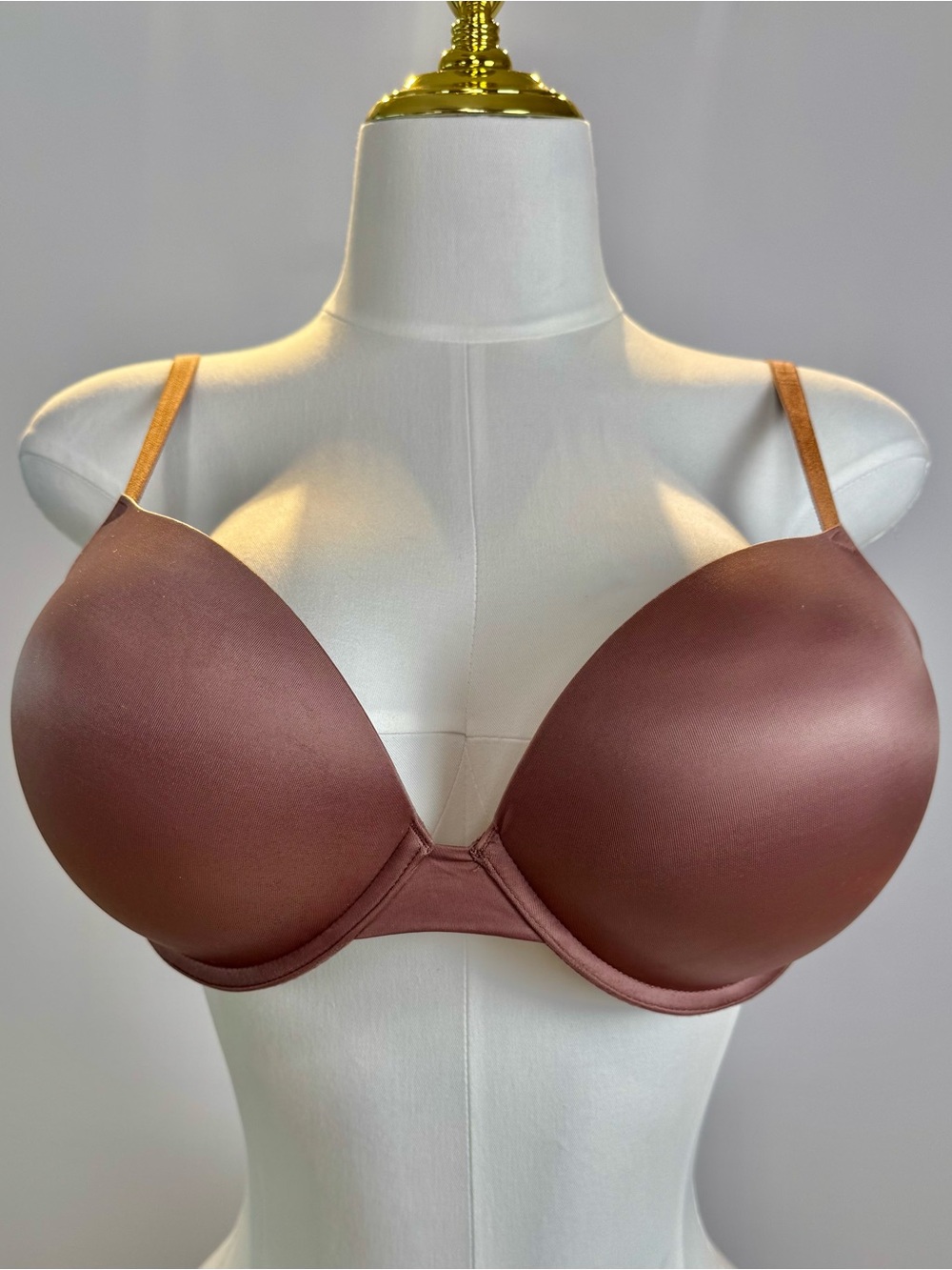 Victoria’s Secret Bombshell Add 2 Cup Sizes Push Up Bra Mauve 36D